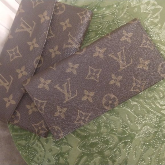 Louis Vuitton Vintage Monogram Wallet and Check Cover - Picture 12 of 16